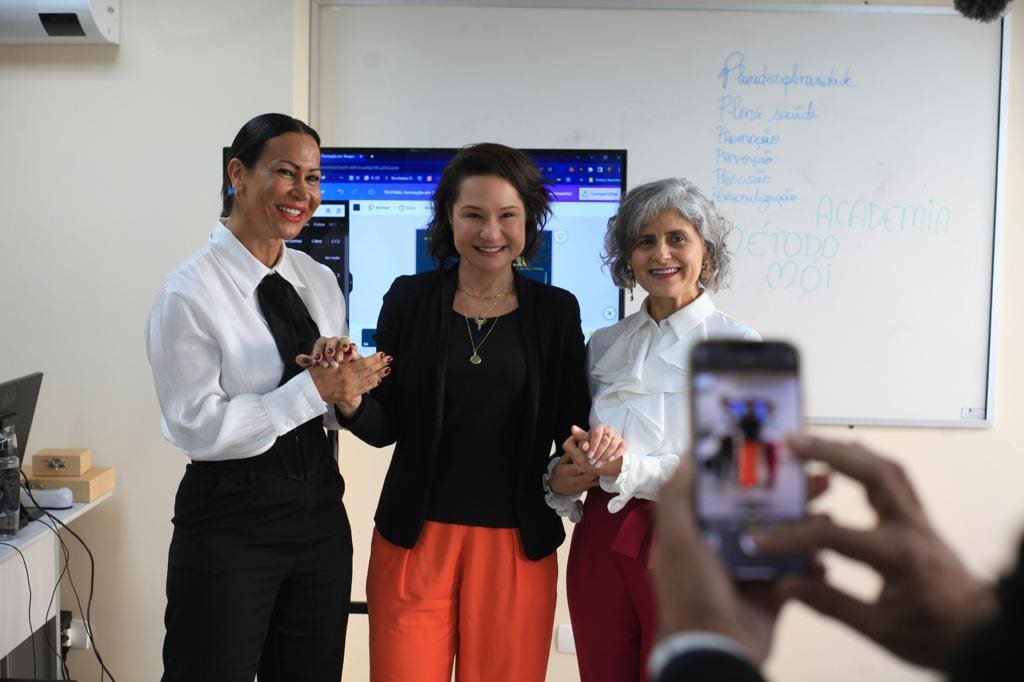 alessandra_burbello_especialista_ozonioterapia_certificada